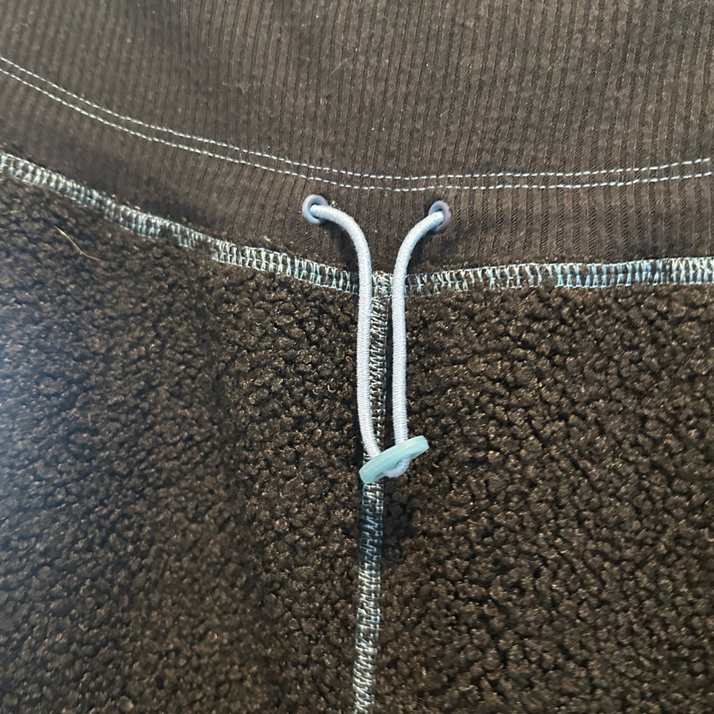 FP Movement by Free People FUZZY FACTOR SET MED TOP SMALL BOTTOMS - Picture 11 of 16